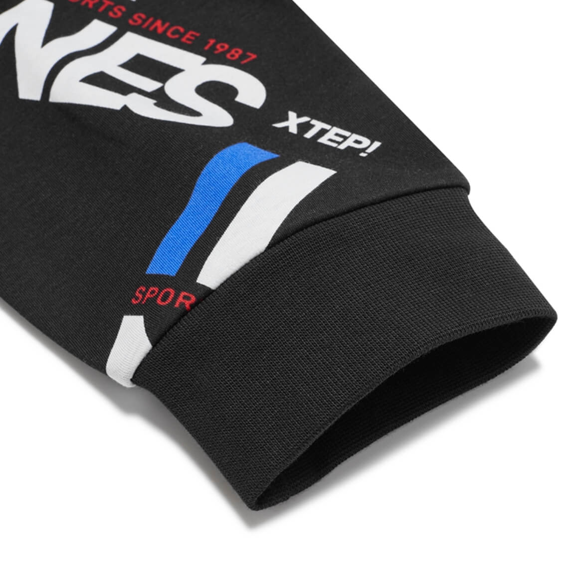Xtep NES Printed Hoodie (Black)
